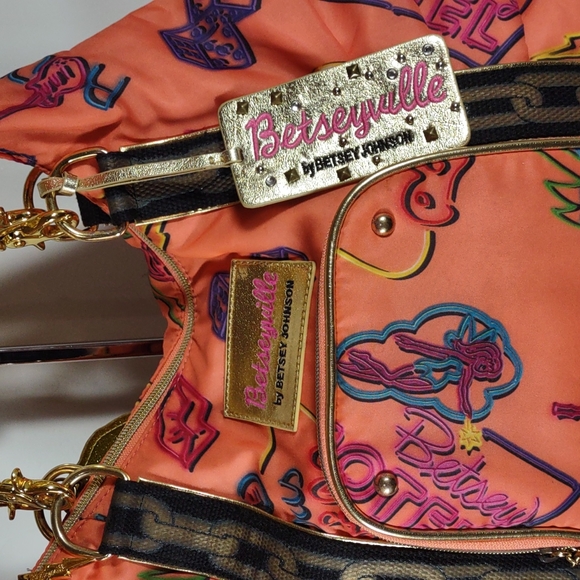 Betseyville by Betsey Johnson Silky Print Fabric Hobo Style Shoulder Bag - Picture 2 of 12